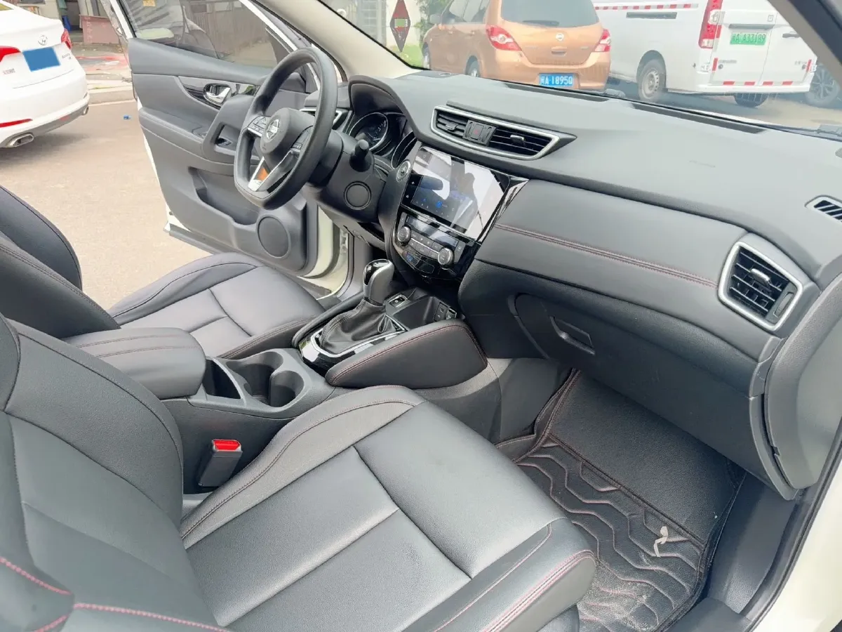 2023 Nissan Qashqai 2.0L 151HP L4 CVT,autocango,china used car exporter,china ev exporter,chinese used car exporter,chinese used ev exporter