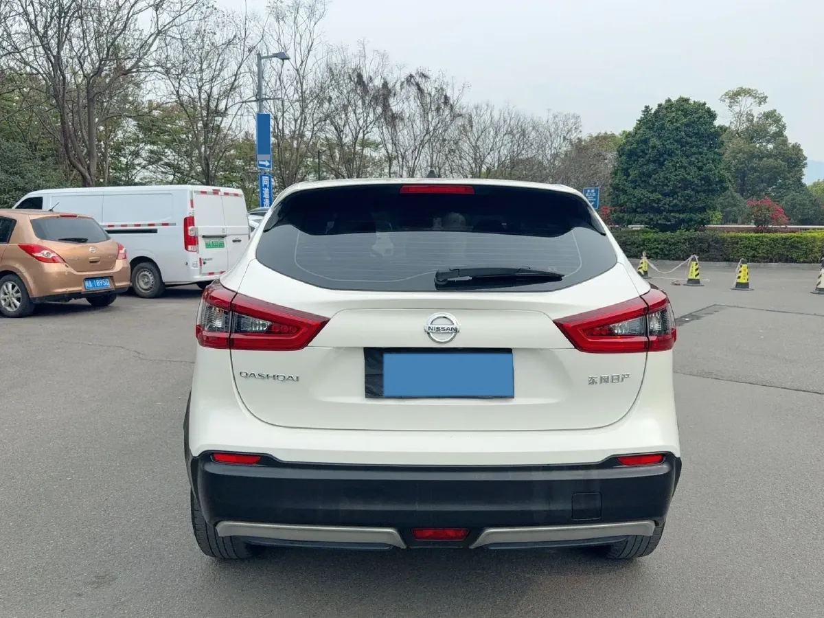 2023 Nissan Qashqai 2.0L 151HP L4 CVT,autocango,china used car exporter,china ev exporter,chinese used car exporter,chinese used ev exporter