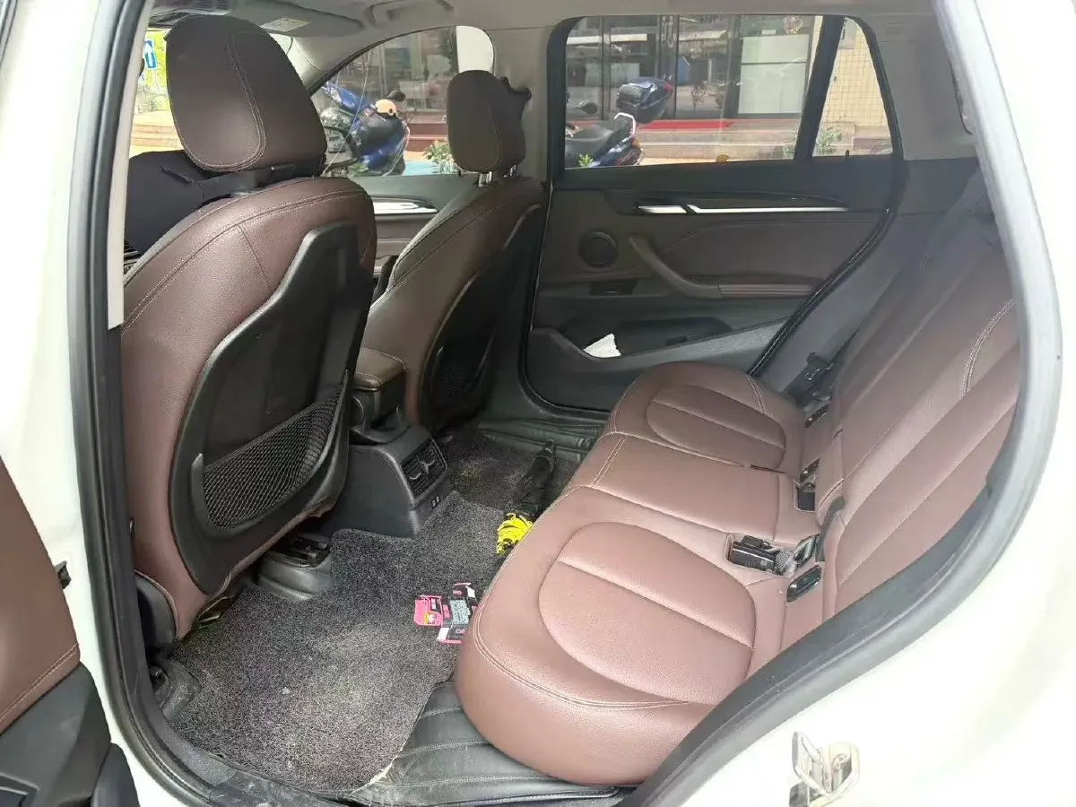 2020 BMW X1 2.0T 192HP L4 8AT,autocango,china used car exporter,china ev exporter,chinese used car exporter,chinese used ev exporter