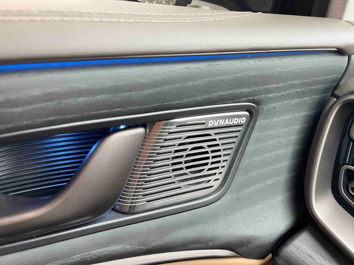 2022 Mercedes-Benz GLC Class 2.0T 197HP L4 9AT,autocango,china used car exporter,china ev exporter,chinese used car exporter,chinese used ev exporter