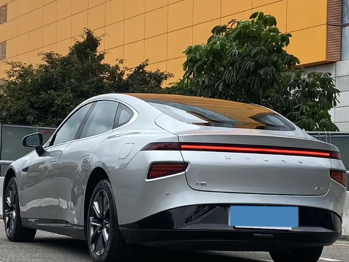 2023 Xpeng P7 BEV 70.8KWH,autocango,china used car exporter,china ev exporter,chinese used car exporter,chinese used ev exporter