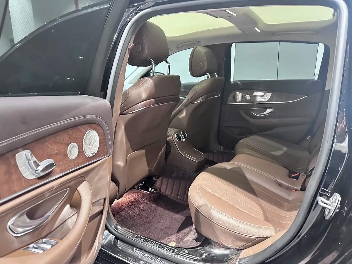 2023 Mercedes-Benz E Class 2.0T 258HP L4 9AT,autocango,china used car exporter,china ev exporter,chinese used car exporter,chinese used ev exporter