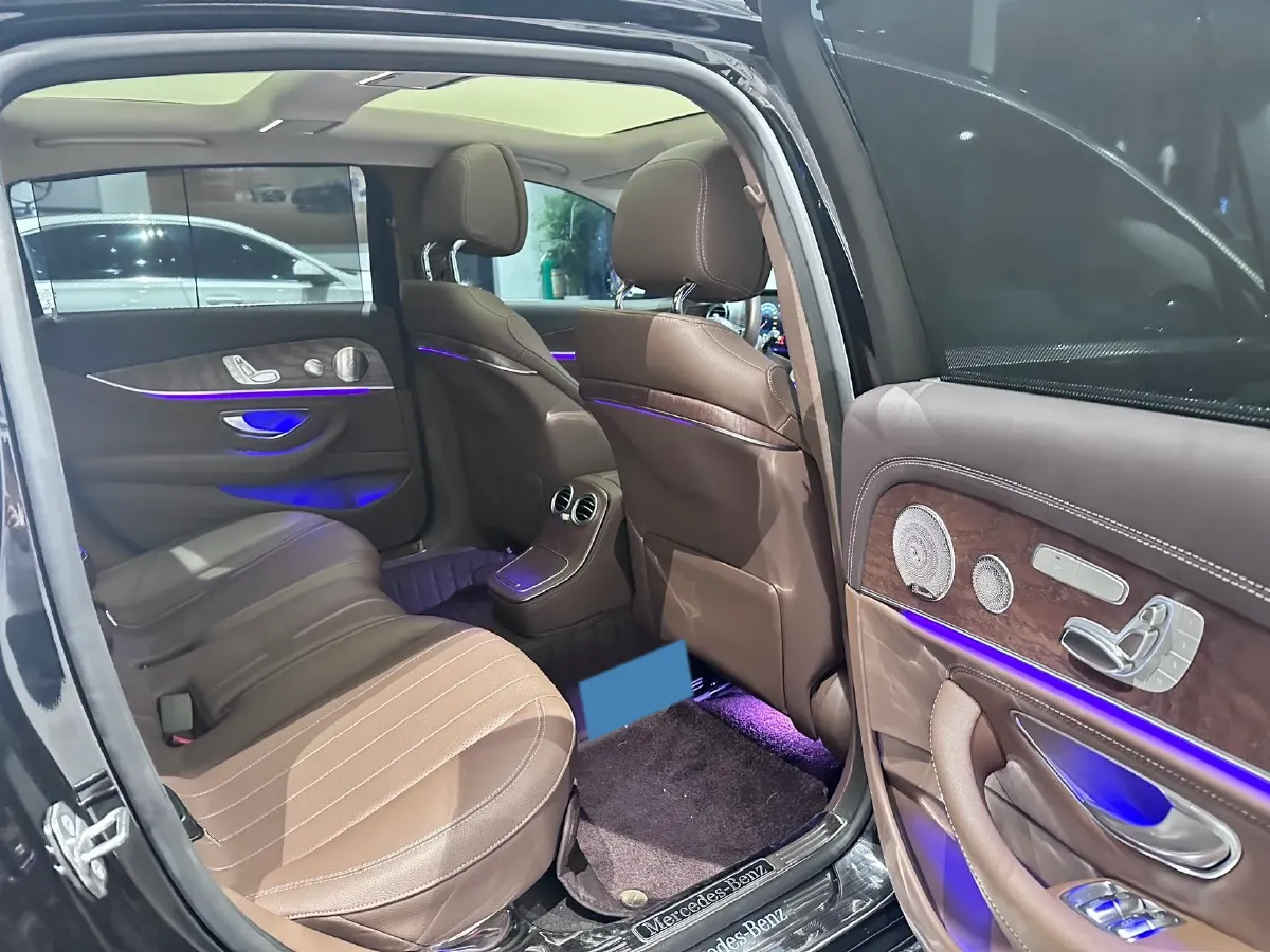2023 Mercedes-Benz E Class 2.0T 258HP L4 9AT,autocango,china used car exporter,china ev exporter,chinese used car exporter,chinese used ev exporter