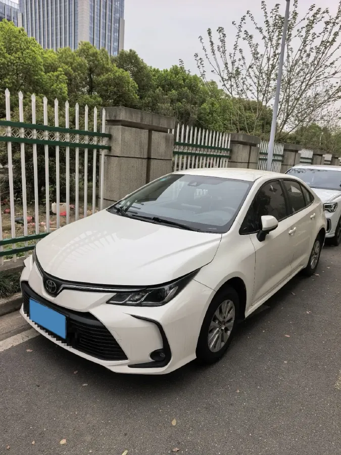2022 Toyota Corolla 1.2T 116HP L4 CVT,autocango,china used car exporter,china ev exporter,chinese used car exporter,chinese used ev exporter