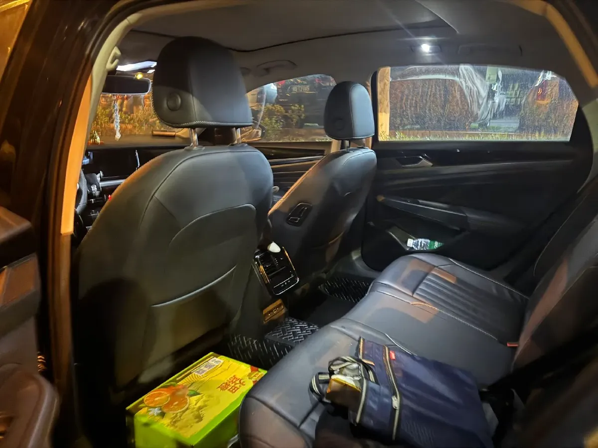 2022 Skoda Kodiak GT 2.0T 186HP L4 7DCT,autocango,china used car exporter,china ev exporter,chinese used car exporter,chinese used ev exporter