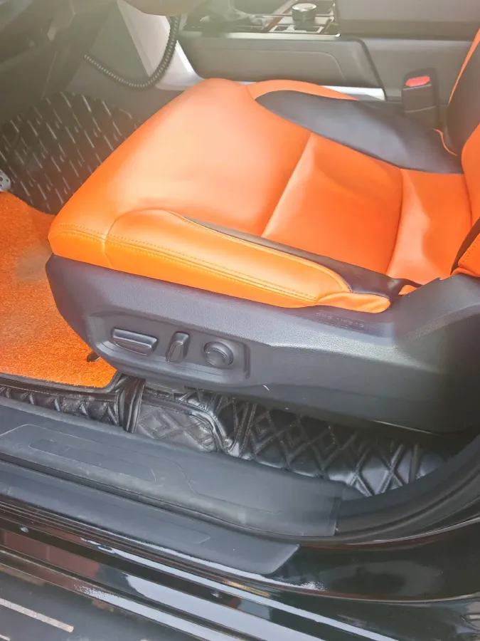 2005 Toyota Land Cruiser 4.7L 238HP V8 5AT,autocango,china used car exporter,china ev exporter,chinese used car exporter,chinese used ev exporter