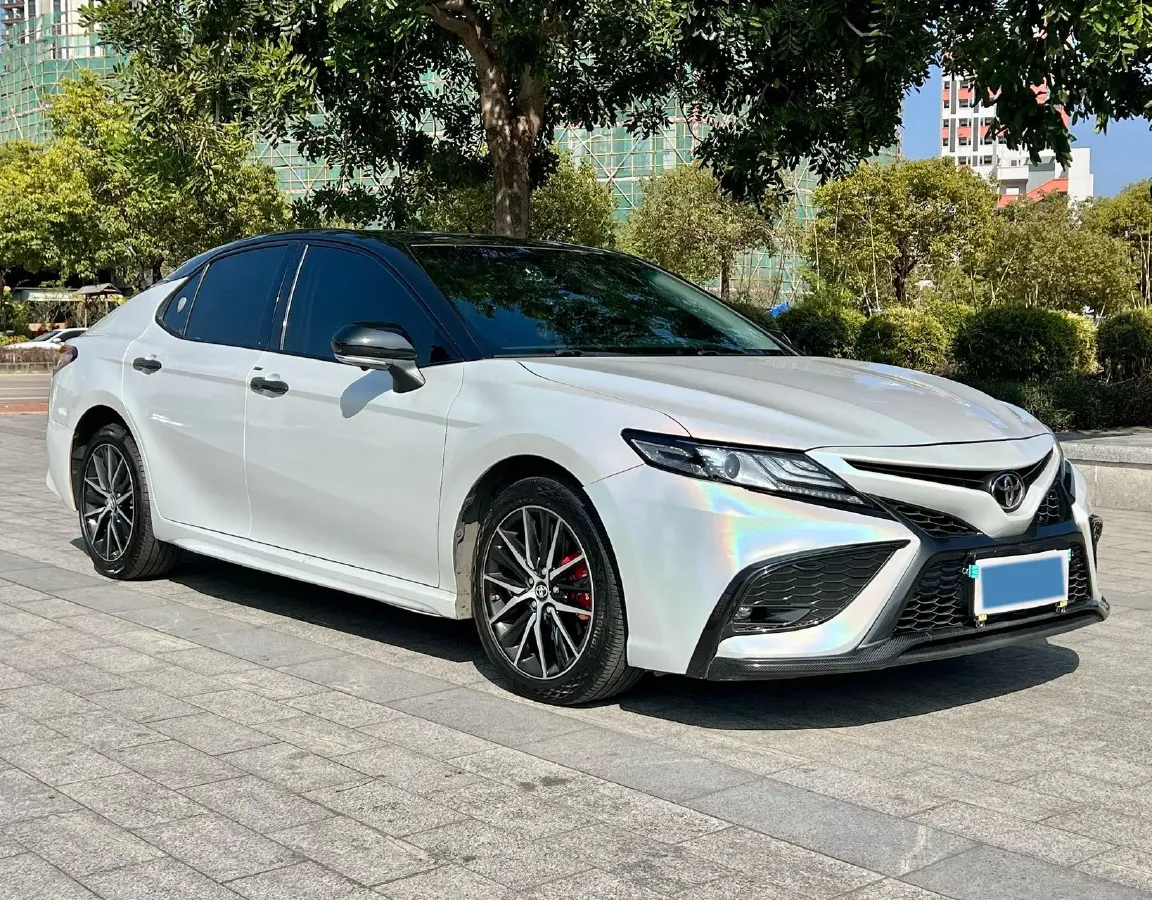 2021 Toyota Camry 2.5L 209HP L4 8AT,autocango,china used car exporter,china ev exporter,chinese used car exporter,chinese used ev exporter