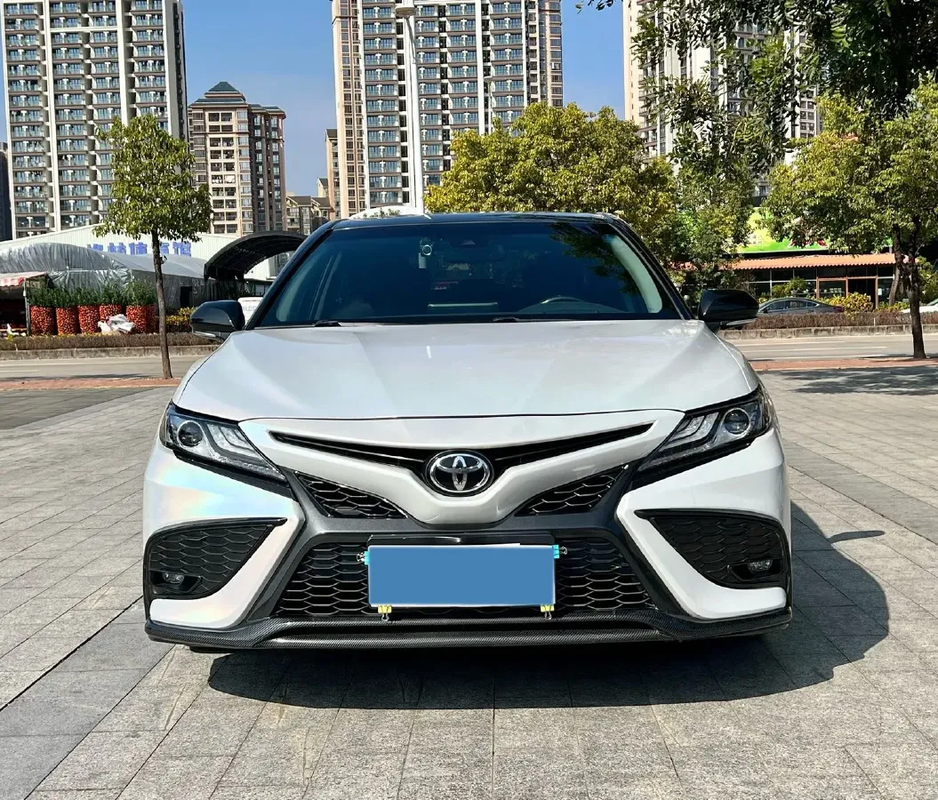 2021 Toyota Camry 2.5L 209HP L4 8AT,autocango,china used car exporter,china ev exporter,chinese used car exporter,chinese used ev exporter