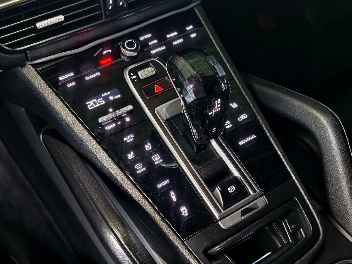 2018 Porsche Cayenne 3.0T 340HP V6 8AT,autocango,china used car exporter,china ev exporter,chinese used car exporter,chinese used ev exporter