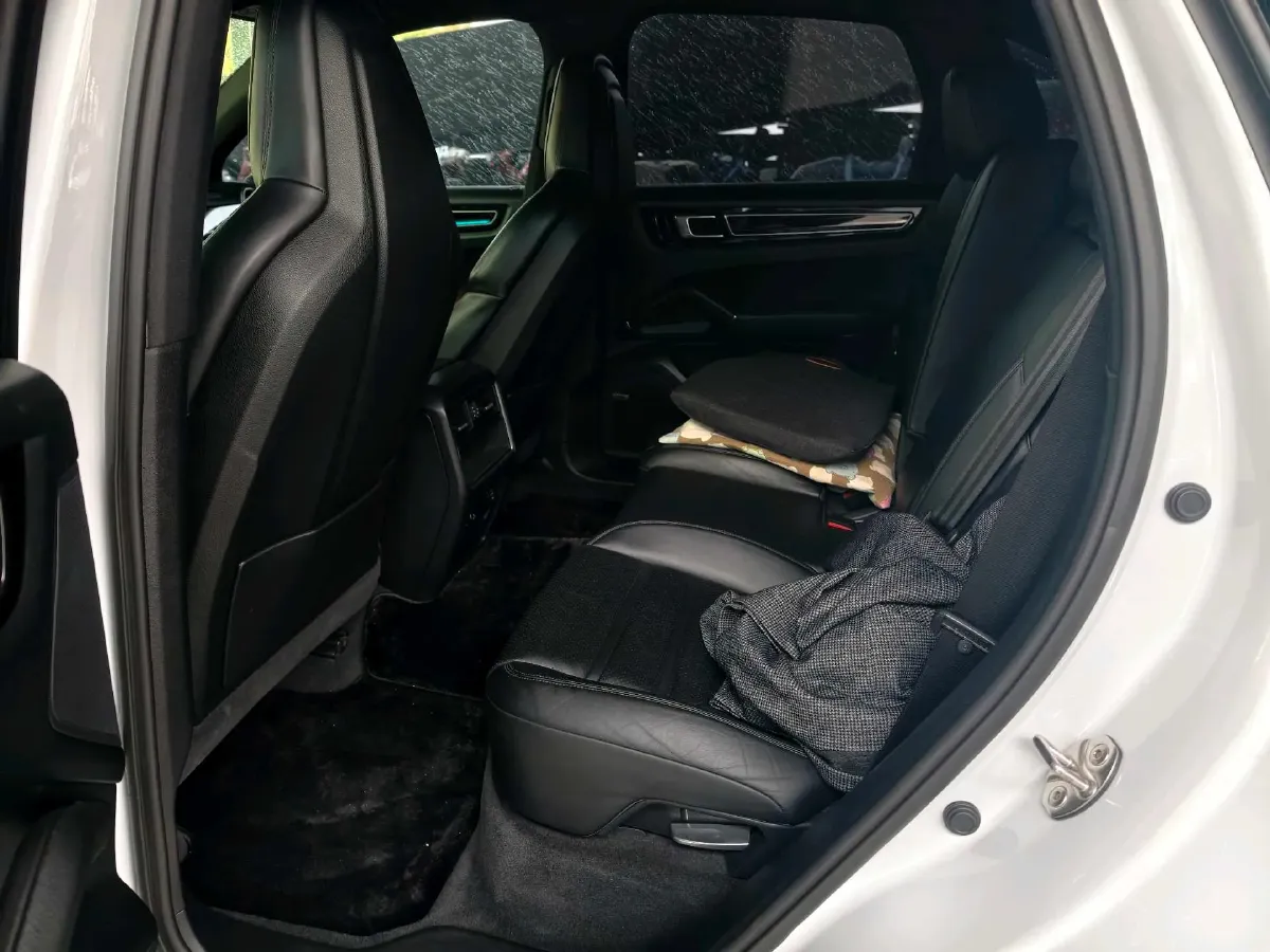 2018 Porsche Cayenne 3.0T 340HP V6 8AT,autocango,china used car exporter,china ev exporter,chinese used car exporter,chinese used ev exporter