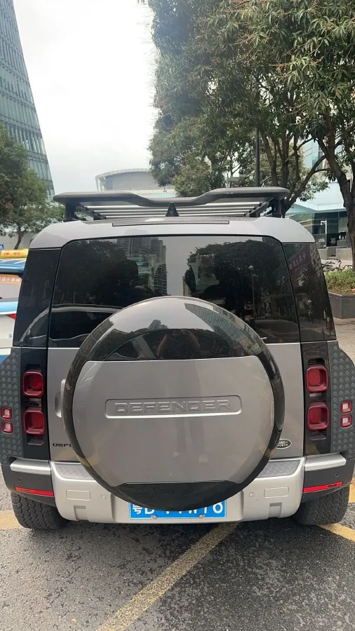 2023 Land Rover Defender 3.0T 400HP L6 8AT,autocango,china used car exporter,china ev exporter,chinese used car exporter,chinese used ev exporter