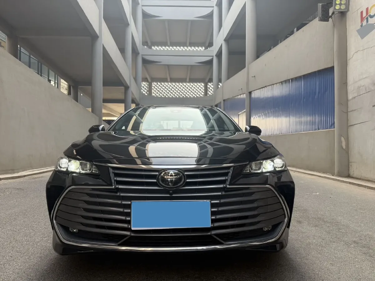 2021 Toyota Avalon 2.5L 209HP L4 8AT,autocango,china used car exporter,china ev exporter,chinese used car exporter,chinese used ev exporter