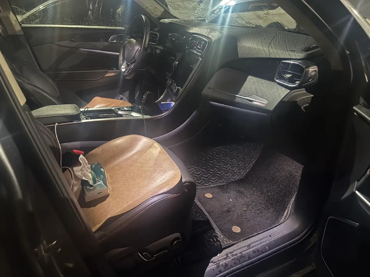 2019 LYNK&CO 01 2.0T 190HP L4 6AT,autocango,china used car exporter,china ev exporter,chinese used car exporter,chinese used ev exporter