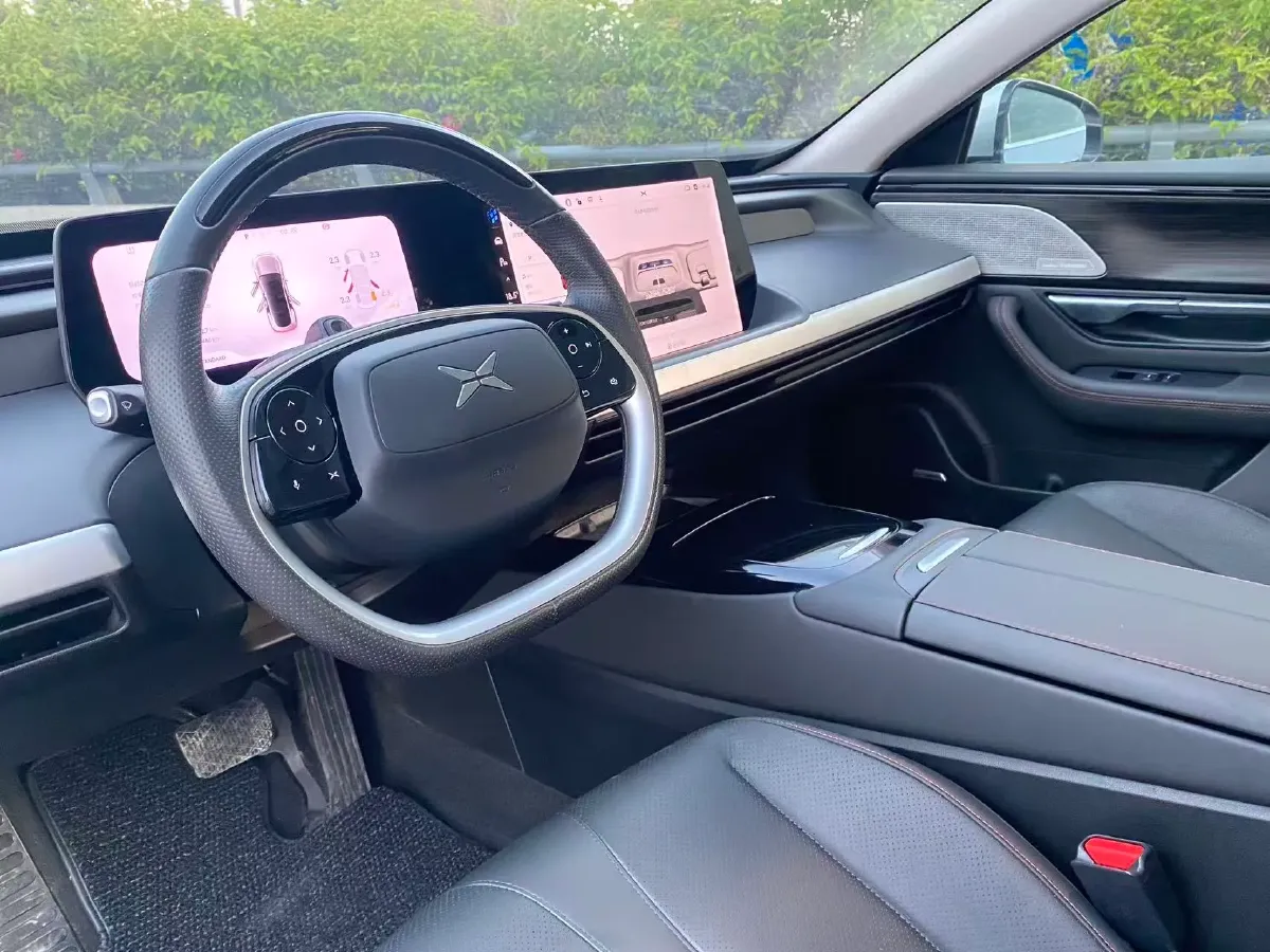 2020 DS 7 1.6T 215HP L4 8AT,autocango,china used car exporter,china ev exporter,chinese used car exporter,chinese used ev exporter