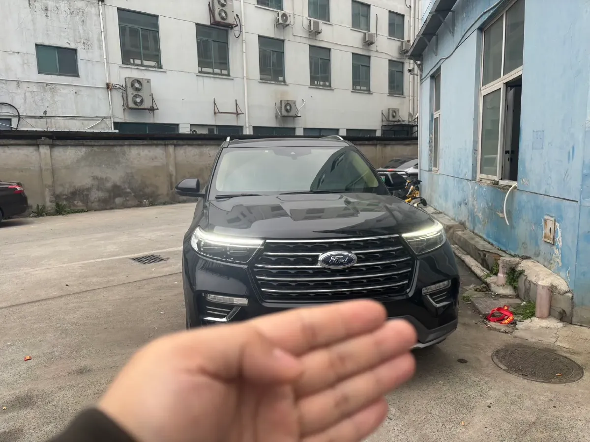 2020 Ford Explorer 2.3T 276HP L4 10AT,autocango,china used car exporter,china ev exporter,chinese used car exporter,chinese used ev exporter