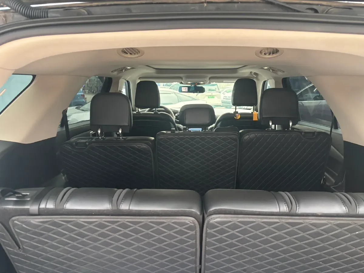 2020 Ford Explorer 2.3T 276HP L4 10AT,autocango,china used car exporter,china ev exporter,chinese used car exporter,chinese used ev exporter