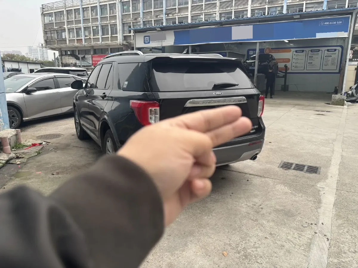 2020 Ford Explorer 2.3T 276HP L4 10AT,autocango,china used car exporter,china ev exporter,chinese used car exporter,chinese used ev exporter