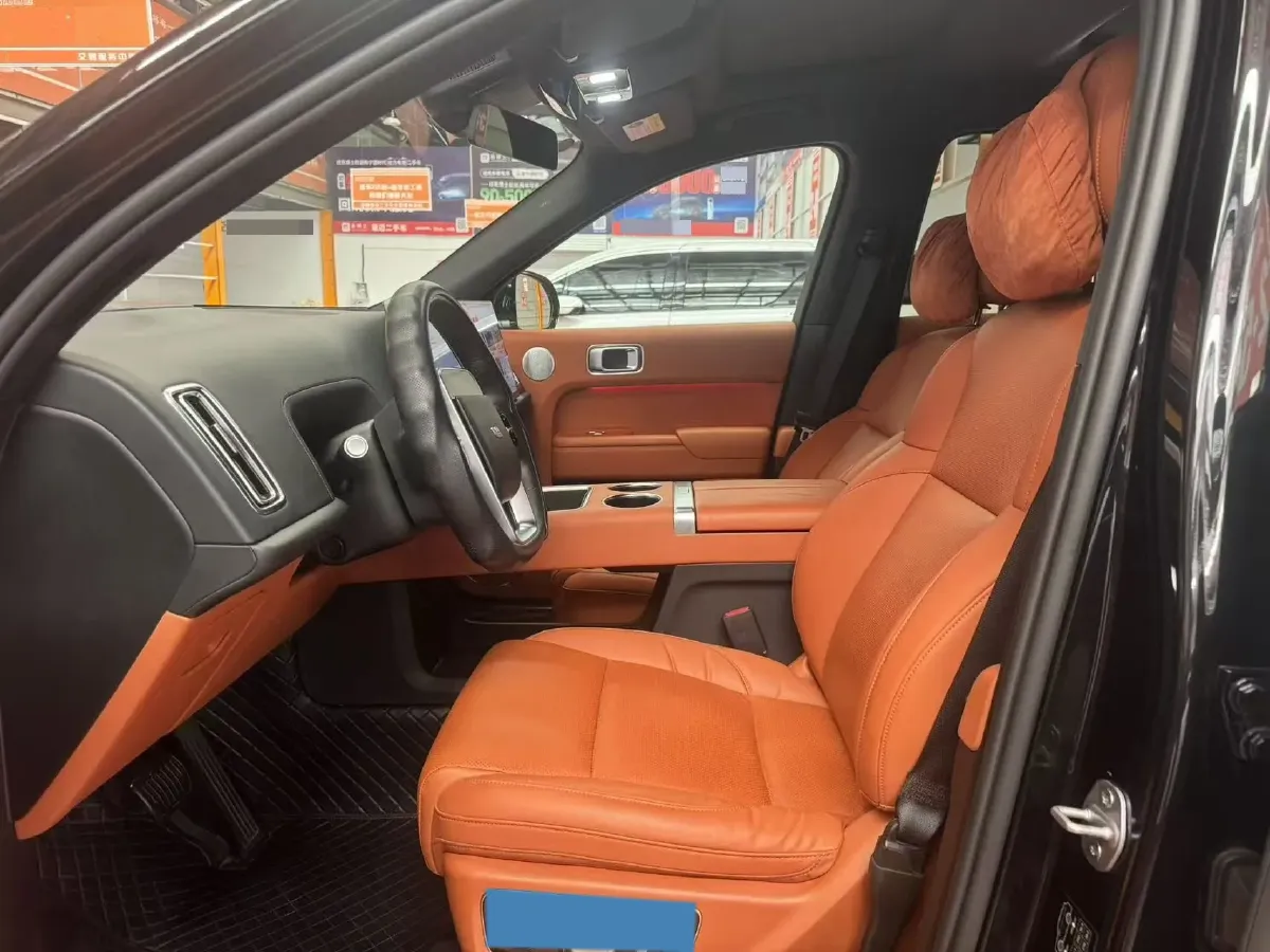 2023 Li L8 Range Extended 154HP REEV 40.9KWH,autocango,china used car exporter,china ev exporter,chinese used car exporter,chinese used ev exporter