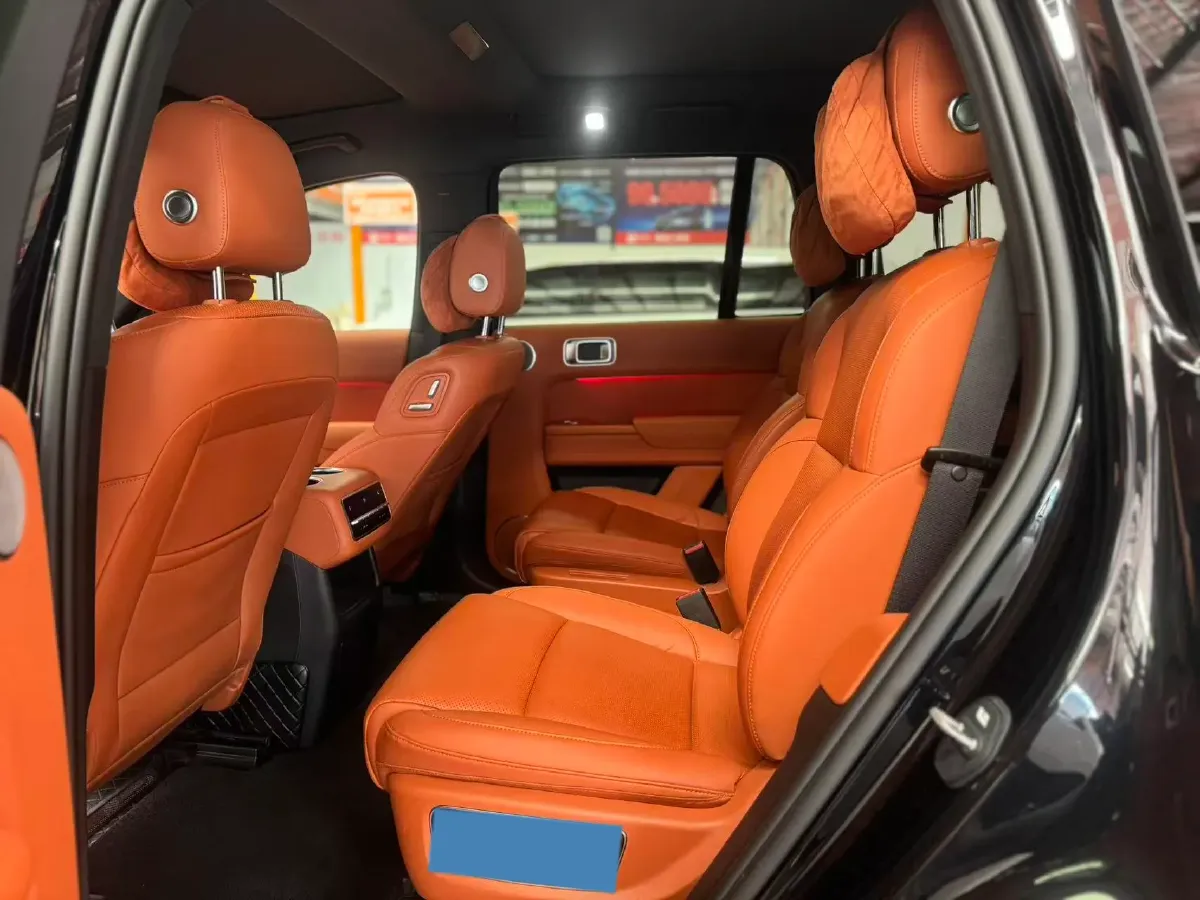 2023 Li L8 Range Extended 154HP REEV 40.9KWH,autocango,china used car exporter,china ev exporter,chinese used car exporter,chinese used ev exporter