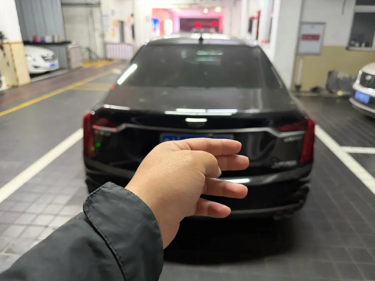 2022 Cadillac CT6 2.0T 237HP L4 10AT,autocango,china used car exporter,china ev exporter,chinese used car exporter,chinese used ev exporter