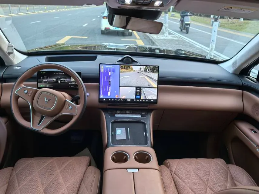 2026 Voyah 9L 1.5T 150HP L4 PHEV,autocango,china used car exporter,china ev exporter,chinese used car exporter,chinese used ev exporter