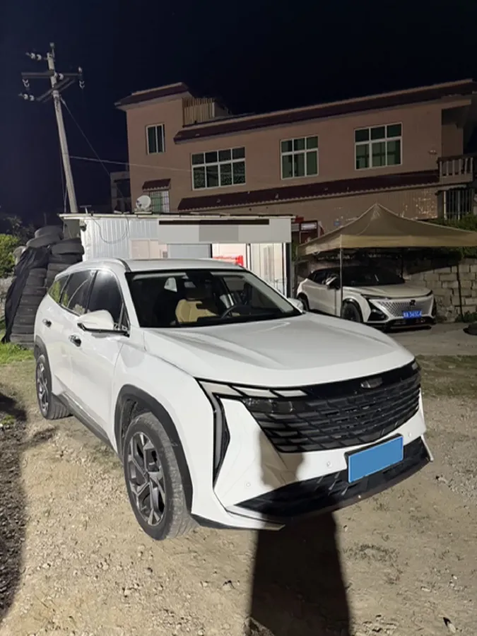 2023 Geely StarRay 1.5T 181HP L4 7DCT,autocango,china used car exporter,china ev exporter,chinese used car exporter,chinese used ev exporter