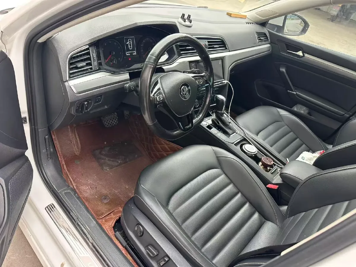 2019 Volkswagen Passat 1.4T 150HP L4 7DCT,autocango,china used car exporter,china ev exporter,chinese used car exporter,chinese used ev exporter