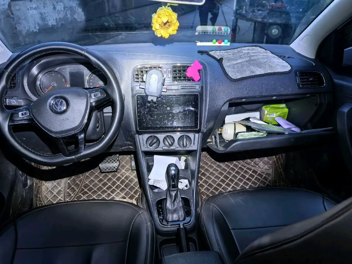 2016 Volkswagen Polo 1.6L 110HP L4 6AT,autocango,china used car exporter,china ev exporter,chinese used car exporter,chinese used ev exporter