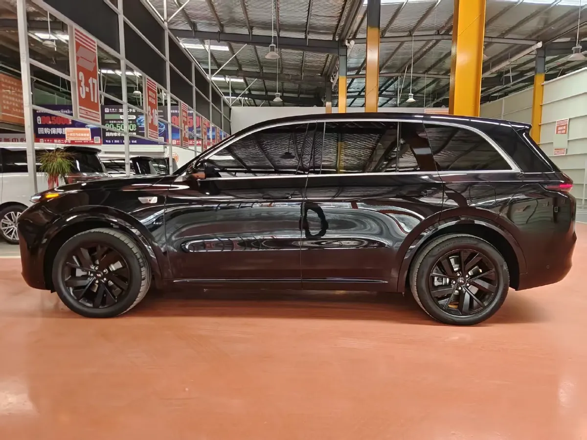 2023 Li L8 Range Extended 154HP REEV 40.9KWH,autocango,china used car exporter,china ev exporter,chinese used car exporter,chinese used ev exporter