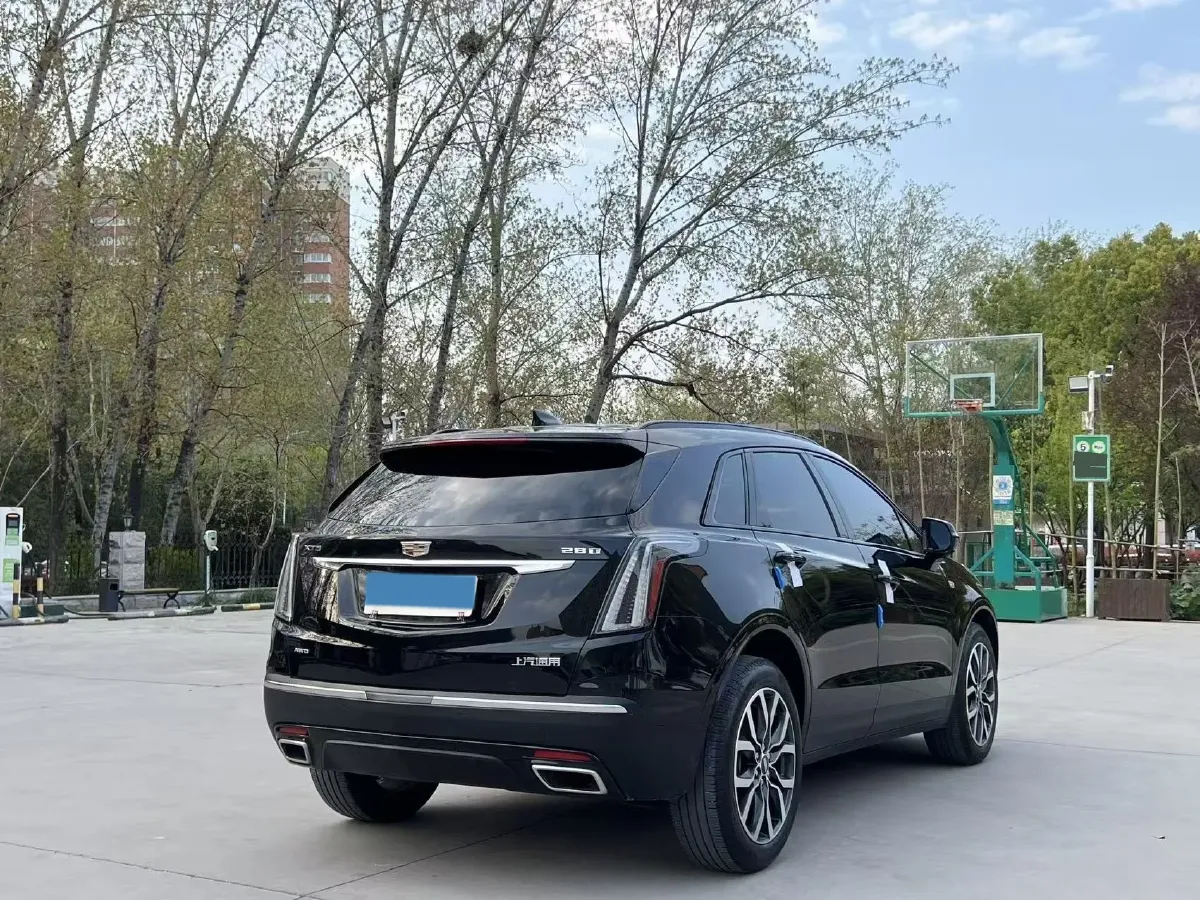 2024 Cadillac XT5 2.0T 237HP L4 9AT,autocango,china used car exporter,china ev exporter,chinese used car exporter,chinese used ev exporter