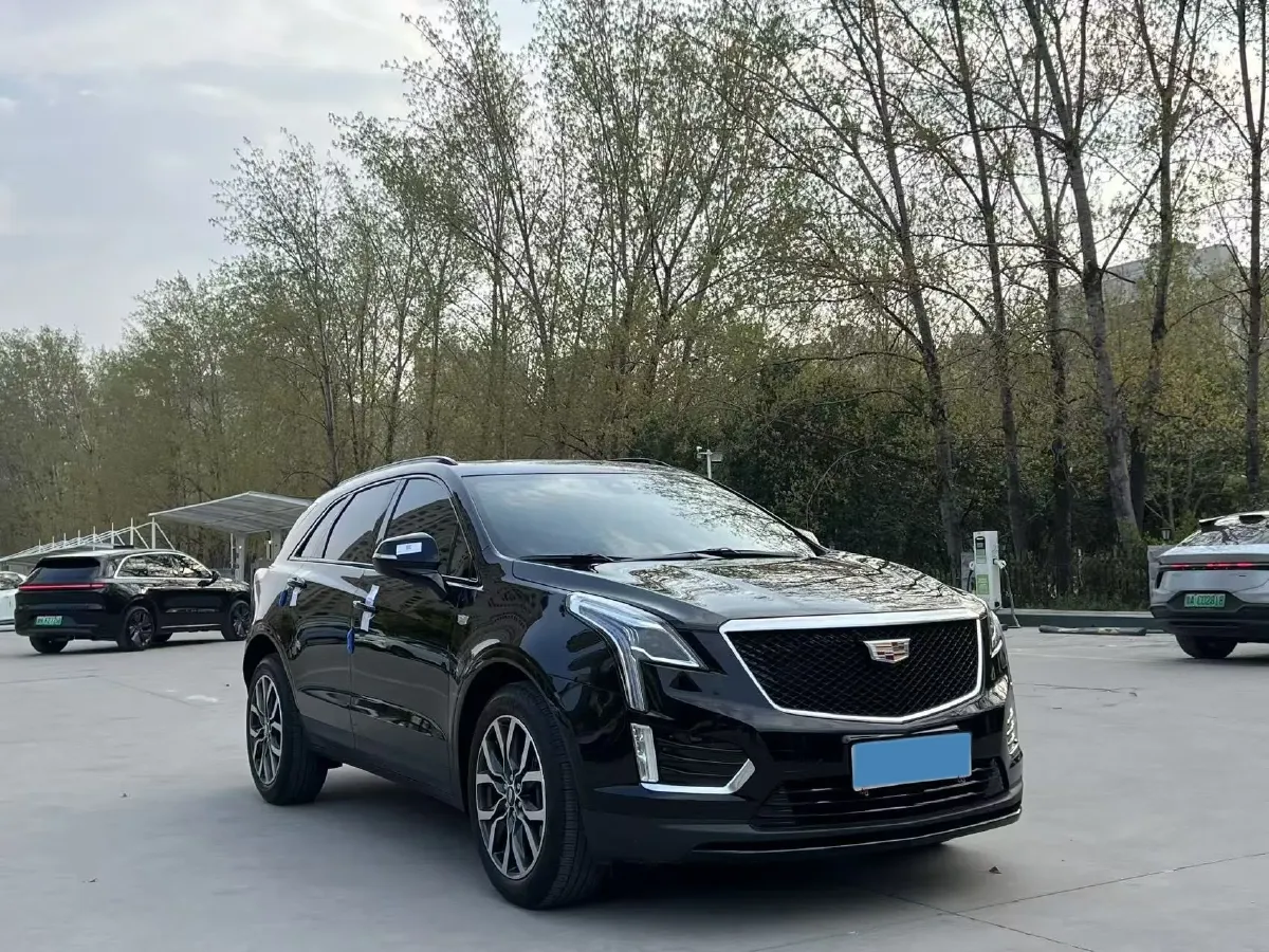 2024 Cadillac XT5 2.0T 237HP L4 9AT,autocango,china used car exporter,china ev exporter,chinese used car exporter,chinese used ev exporter