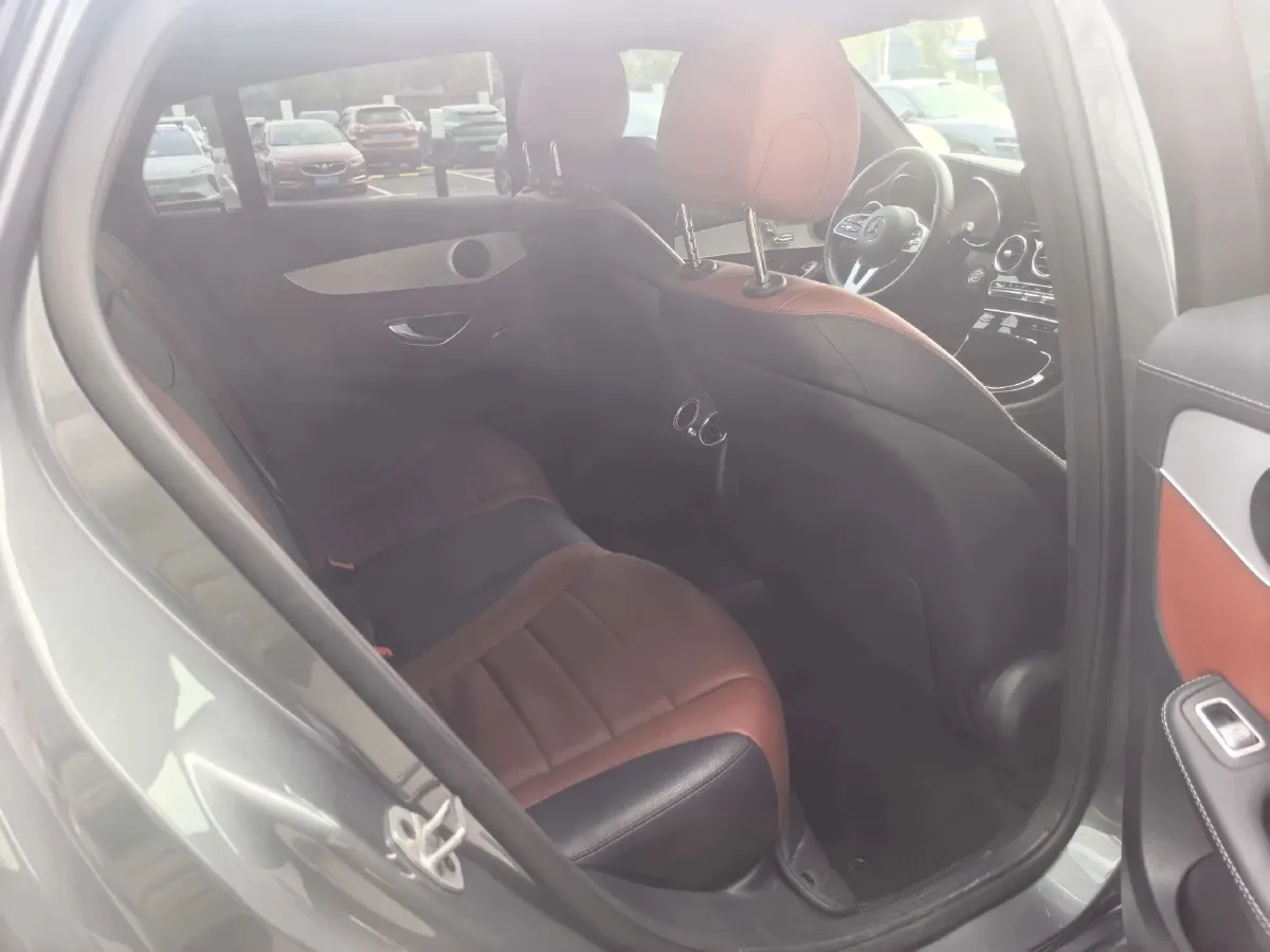 2022 Mercedes-Benz GLC Coupe 2.0T 197HP L4 9AT,autocango,china used car exporter,china ev exporter,chinese used car exporter,chinese used ev exporter