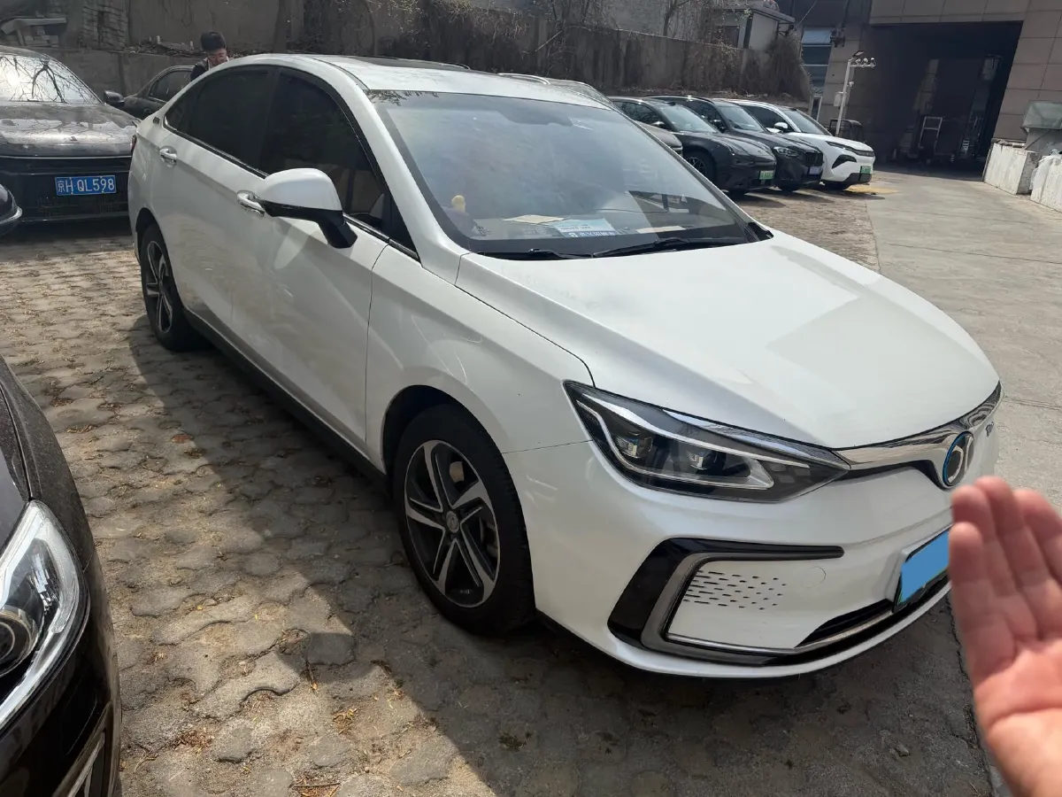 2018 BeiJing Auto EU5 BEV 60.23KWH,autocango,china used car exporter,china ev exporter,chinese used car exporter,chinese used ev exporter
