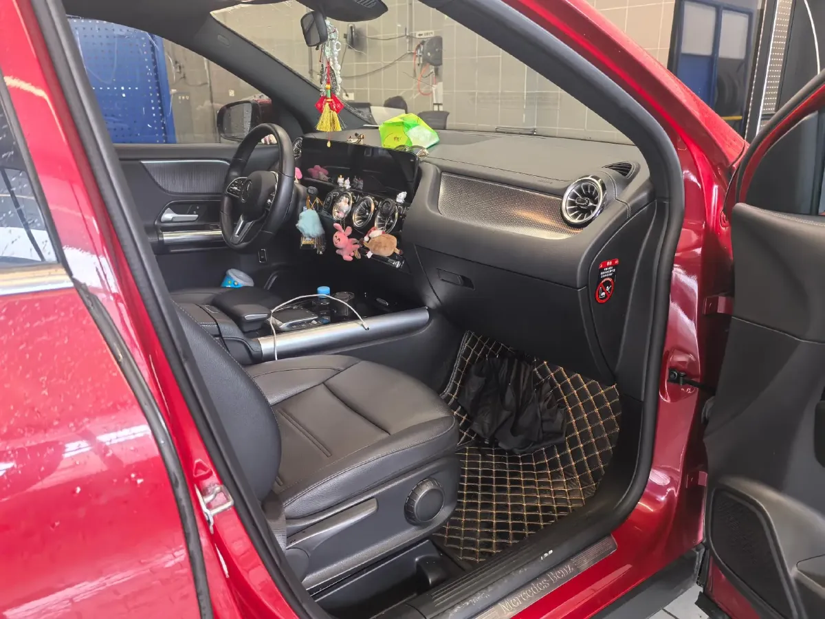 2022 Mercedes-Benz GLA Class 2.0T 190HP L4 8DCT,autocango,china used car exporter,china ev exporter,chinese used car exporter,chinese used ev exporter