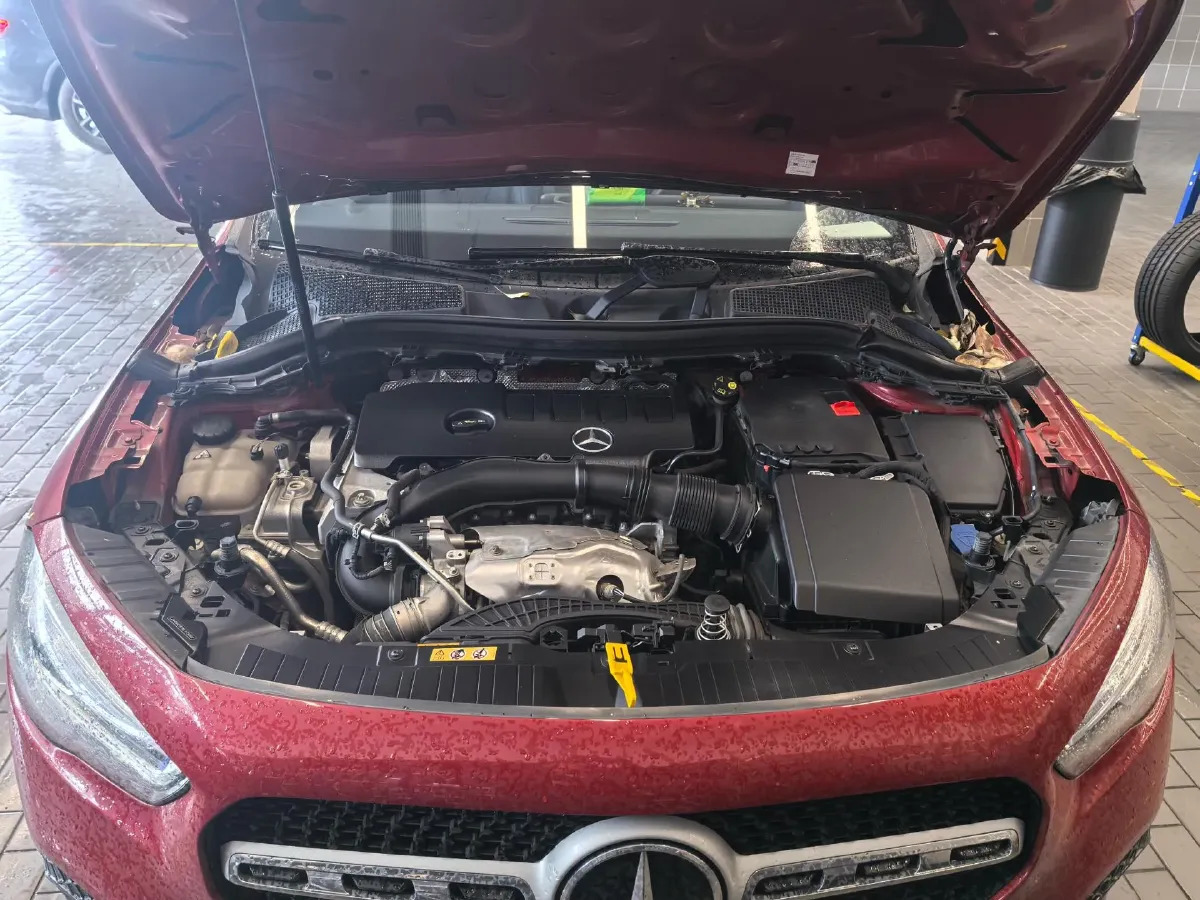 2022 Mercedes-Benz GLA Class 2.0T 190HP L4 8DCT,autocango,china used car exporter,china ev exporter,chinese used car exporter,chinese used ev exporter