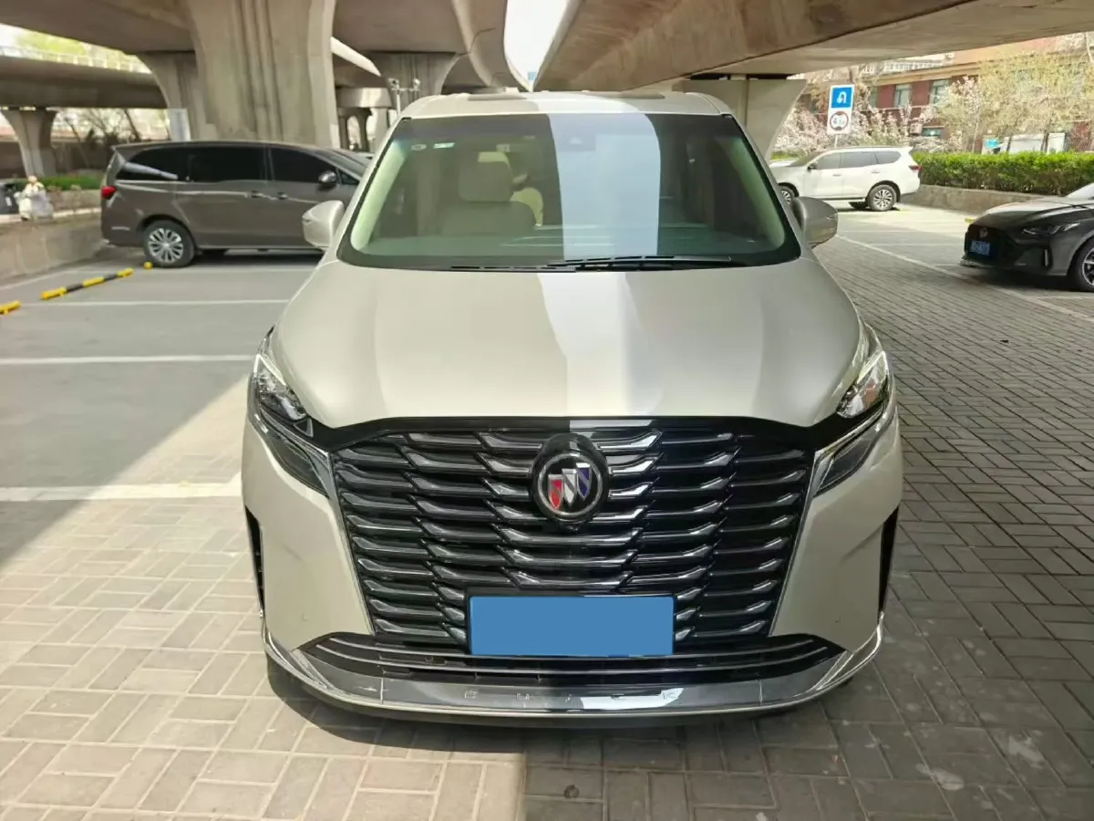 2022 Buick GL8 2.0T 237HP L4 9AT,autocango,china used car exporter,china ev exporter,chinese used car exporter,chinese used ev exporter