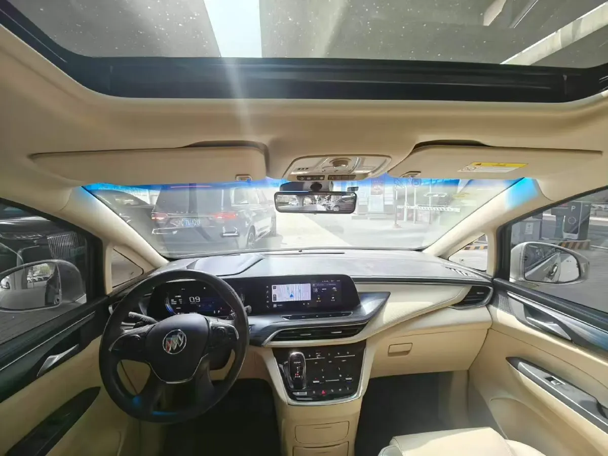 2022 Buick GL8 2.0T 237HP L4 9AT,autocango,china used car exporter,china ev exporter,chinese used car exporter,chinese used ev exporter