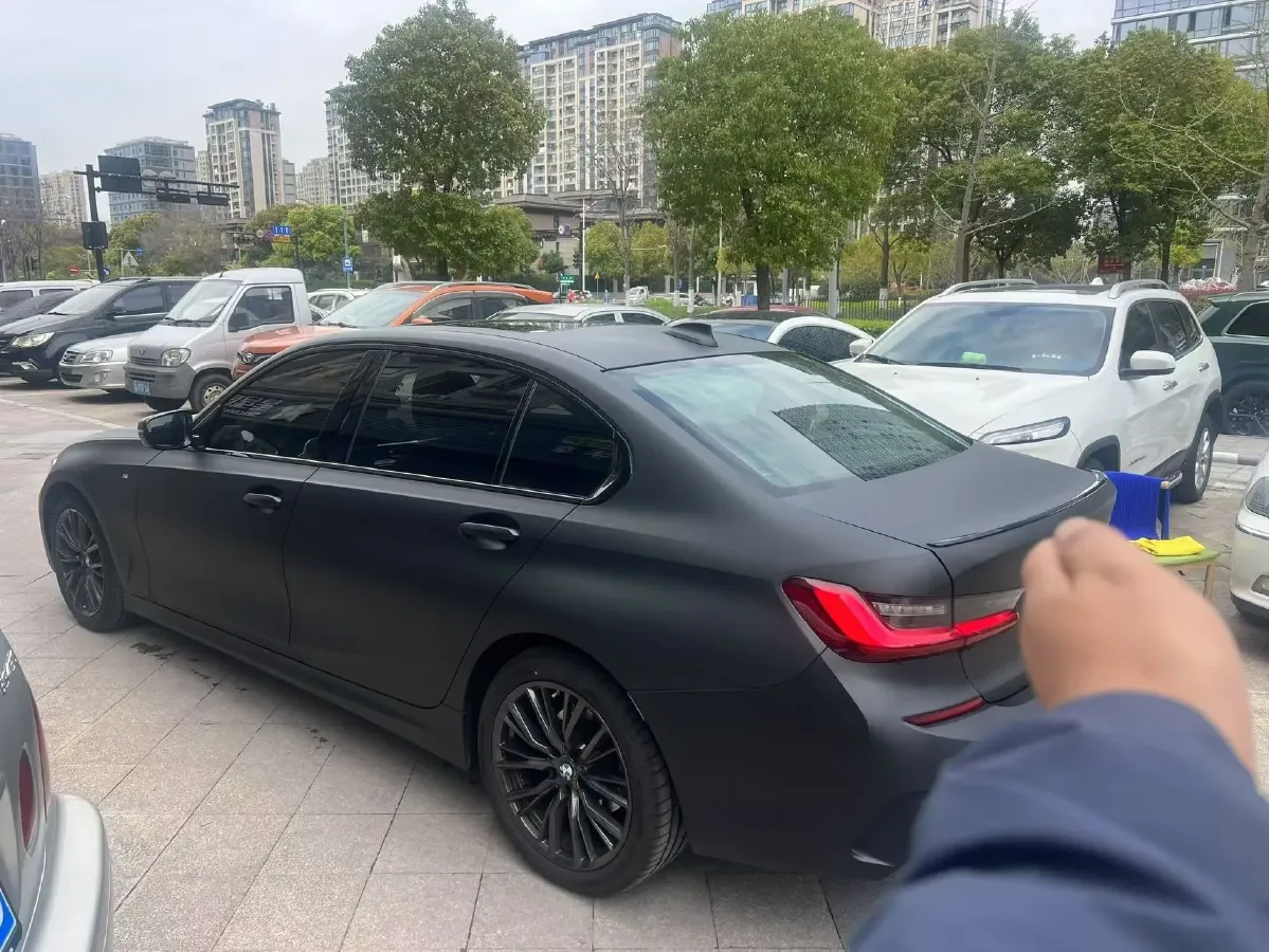 2022 BMW 3 Series 2.0T 184HP L4 8AT,autocango,china used car exporter,china ev exporter,chinese used car exporter,chinese used ev exporter