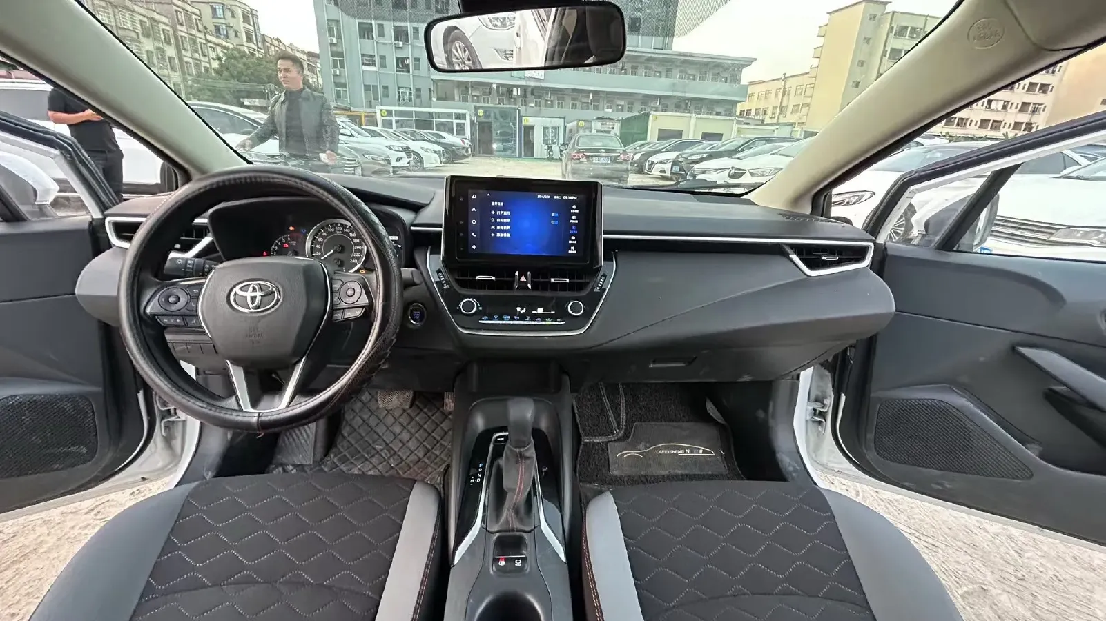 2022 Toyota Corolla 1.2T 116HP L4 CVT,autocango,china used car exporter,china ev exporter,chinese used car exporter,chinese used ev exporter