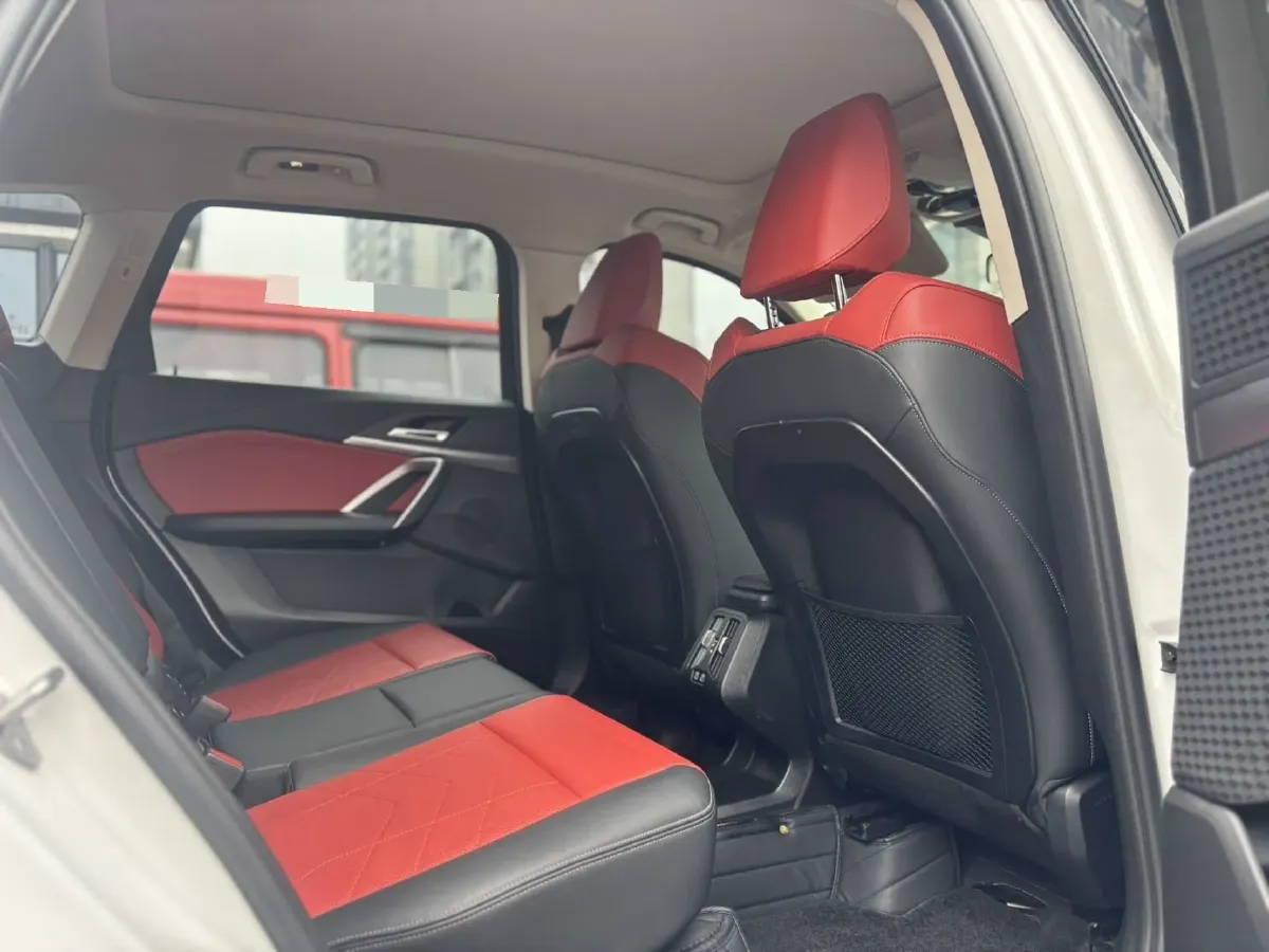 2024 BMW X1 2.0T 204HP L4 7DCT,autocango,china used car exporter,china ev exporter,chinese used car exporter,chinese used ev exporter