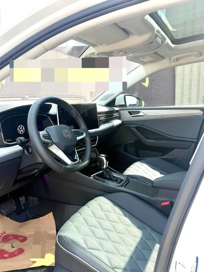 2023 Volkswagen Sagitar 1.5T 160HP L4 7DCT,autocango,china used car exporter,china ev exporter,chinese used car exporter,chinese used ev exporter