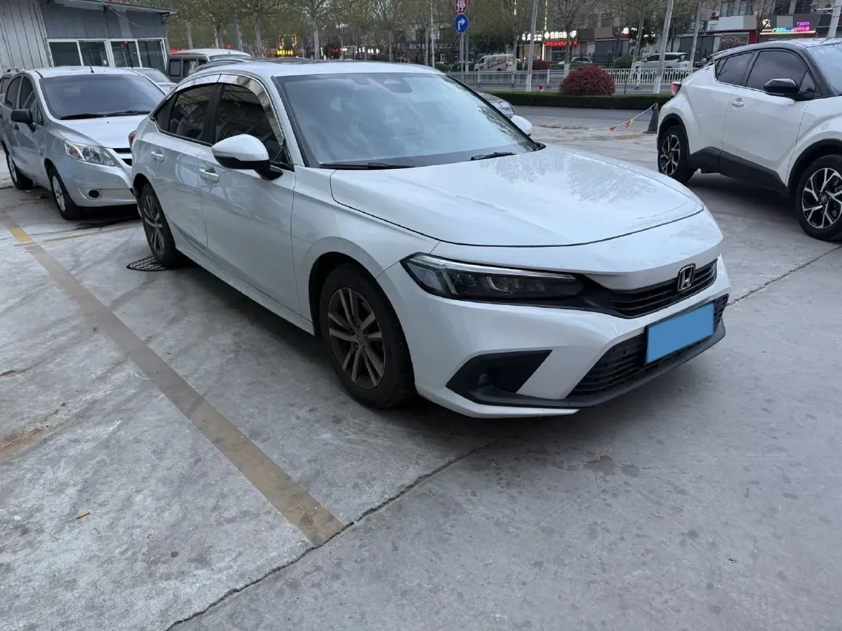 2023 Honda Civic 1.5T 182HP L4 CVT,autocango,china used car exporter,china ev exporter,chinese used car exporter,chinese used ev exporter