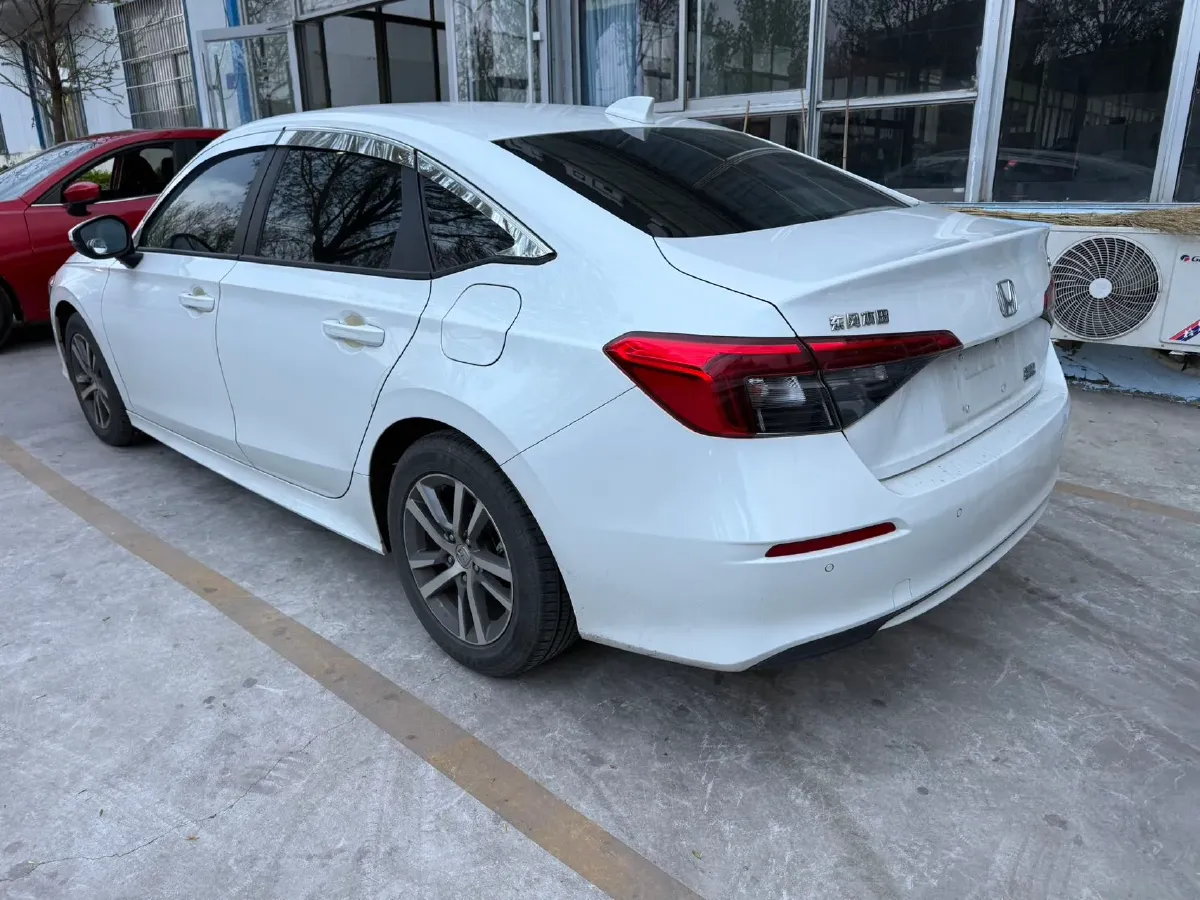 2023 Honda Civic 1.5T 182HP L4 CVT,autocango,china used car exporter,china ev exporter,chinese used car exporter,chinese used ev exporter