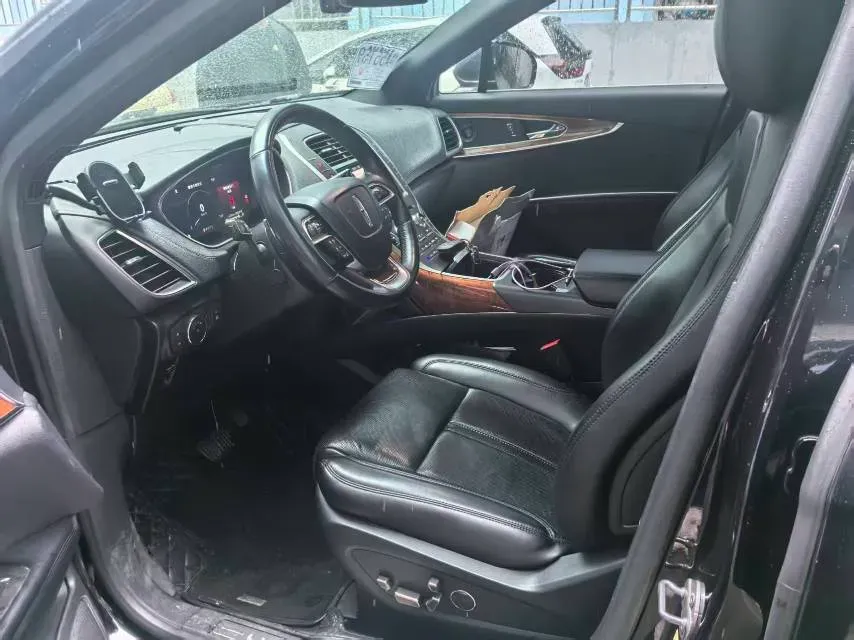 2019 Lincoln Nautilus 2.7T 329HP V6 8AT,autocango,china used car exporter,china ev exporter,chinese used car exporter,chinese used ev exporter