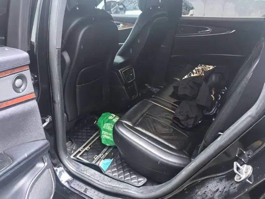 2019 Lincoln Nautilus 2.7T 329HP V6 8AT,autocango,china used car exporter,china ev exporter,chinese used car exporter,chinese used ev exporter