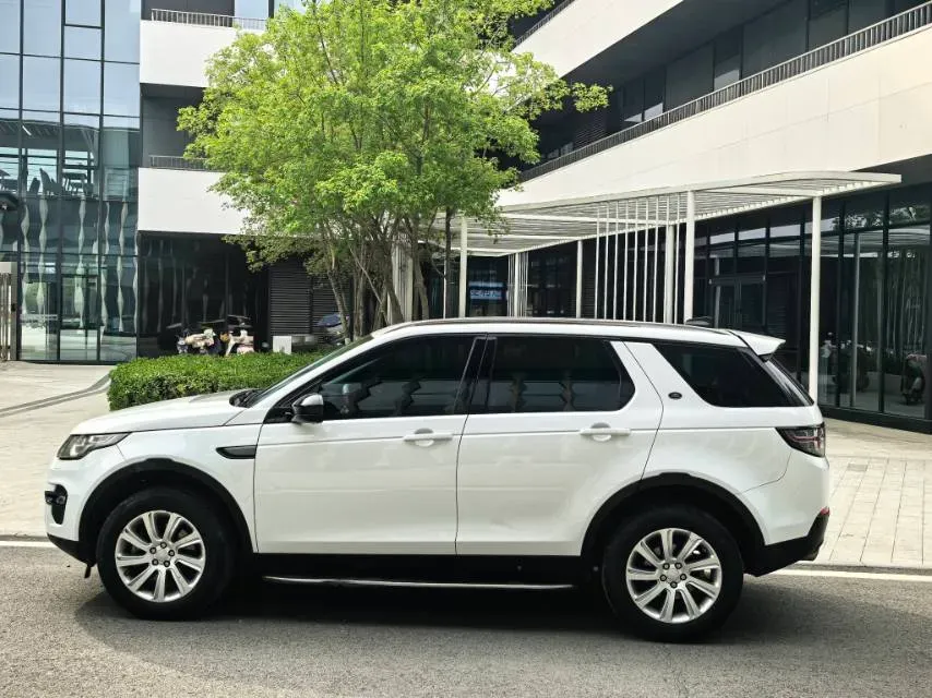 2018 Land Rover Discovery Sport 2.0T 241HP L4 9AT,autocango,china used car exporter,china ev exporter,chinese used car exporter,chinese used ev exporter