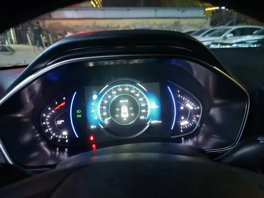 2019 Hyundai La Festa 1.6T 204HP L4 7DCT,autocango,china used car exporter,china ev exporter,chinese used car exporter,chinese used ev exporter