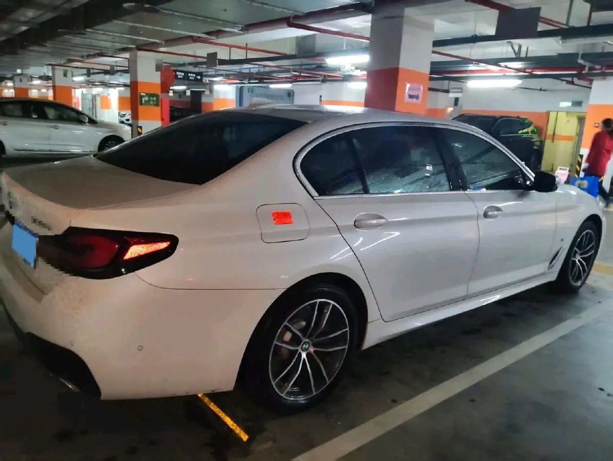 2021 BMW 5 Series 2.0T 184HP L4 8AT,autocango,china used car exporter,china ev exporter,chinese used car exporter,chinese used ev exporter