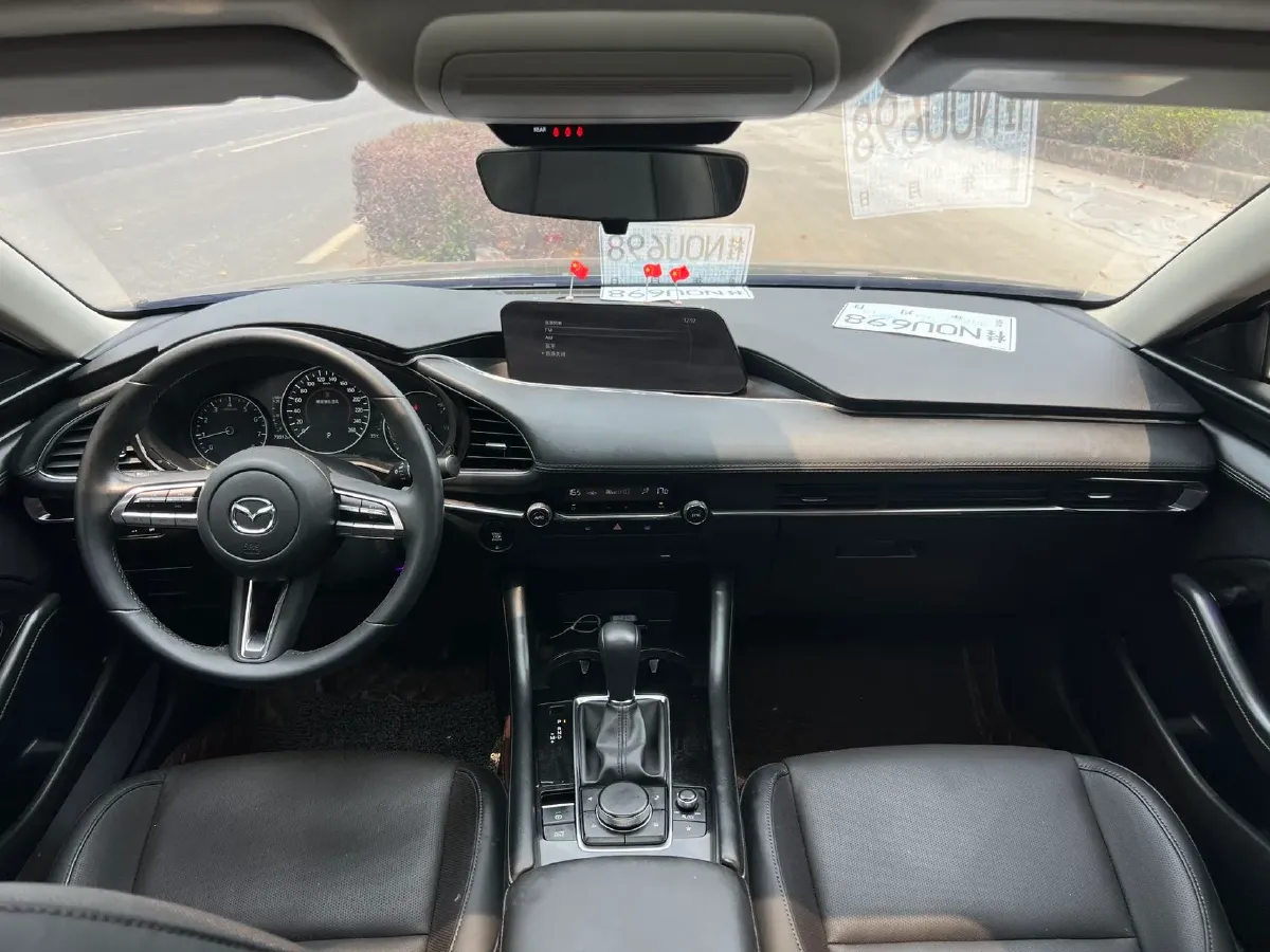 2020 Mazda 3 Axela 2.0L 158HP L4 6AT,autocango,china used car exporter,china ev exporter,chinese used car exporter,chinese used ev exporter