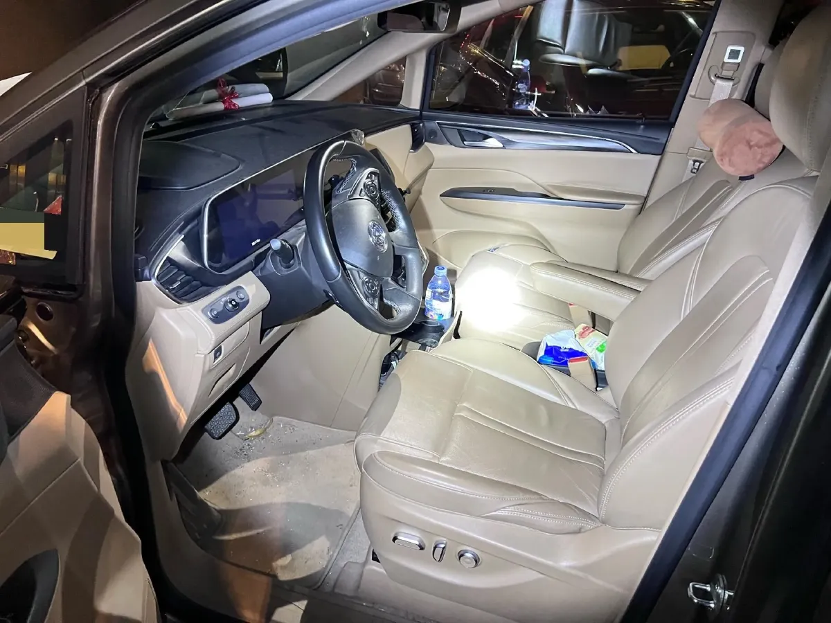 2021 Buick GL8 2.0T 237HP L4 9AT,autocango,china used car exporter,china ev exporter,chinese used car exporter,chinese used ev exporter